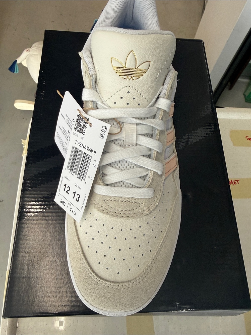 adidas Kids Tyshawn II Cream with Pink Accents